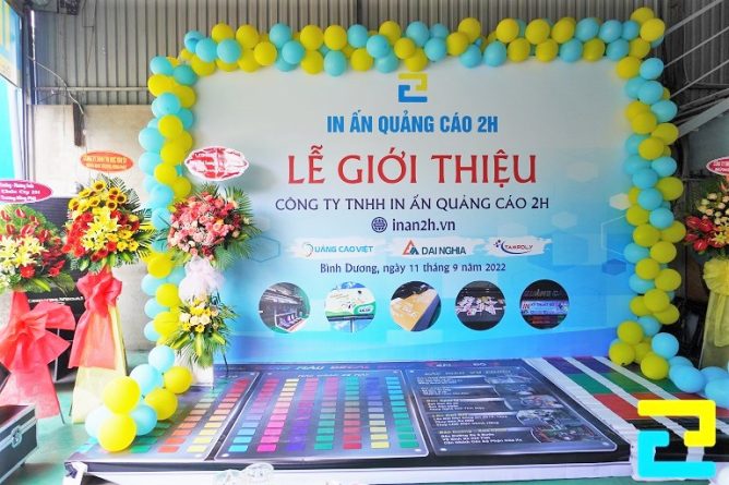 Ứng Dụng In Bạt Trong Trang Trí Sự Kiện Giải Pháp Chuyên Nghiệp Từ IN BC 1 Trang trí sự kiện bằng bạt in chất lượng cao, thiết kế bắt mắt, phù hợp cho backdrop, photobooth và không gian lễ hội.